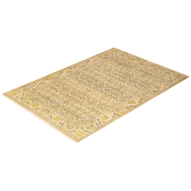 Overton Handknotted Wool Traditional Oriental Ivory Area Rug - 6' x 9'
