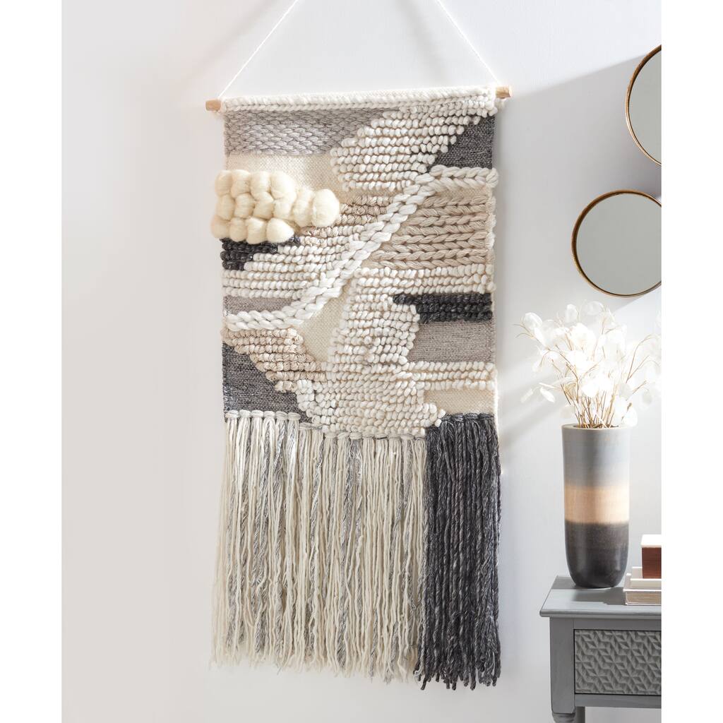 SAFAVIEH Pacuta Boho Itsuki Woven Wall Art - 1'10" x 2'6" - 22Wx1Dx30H