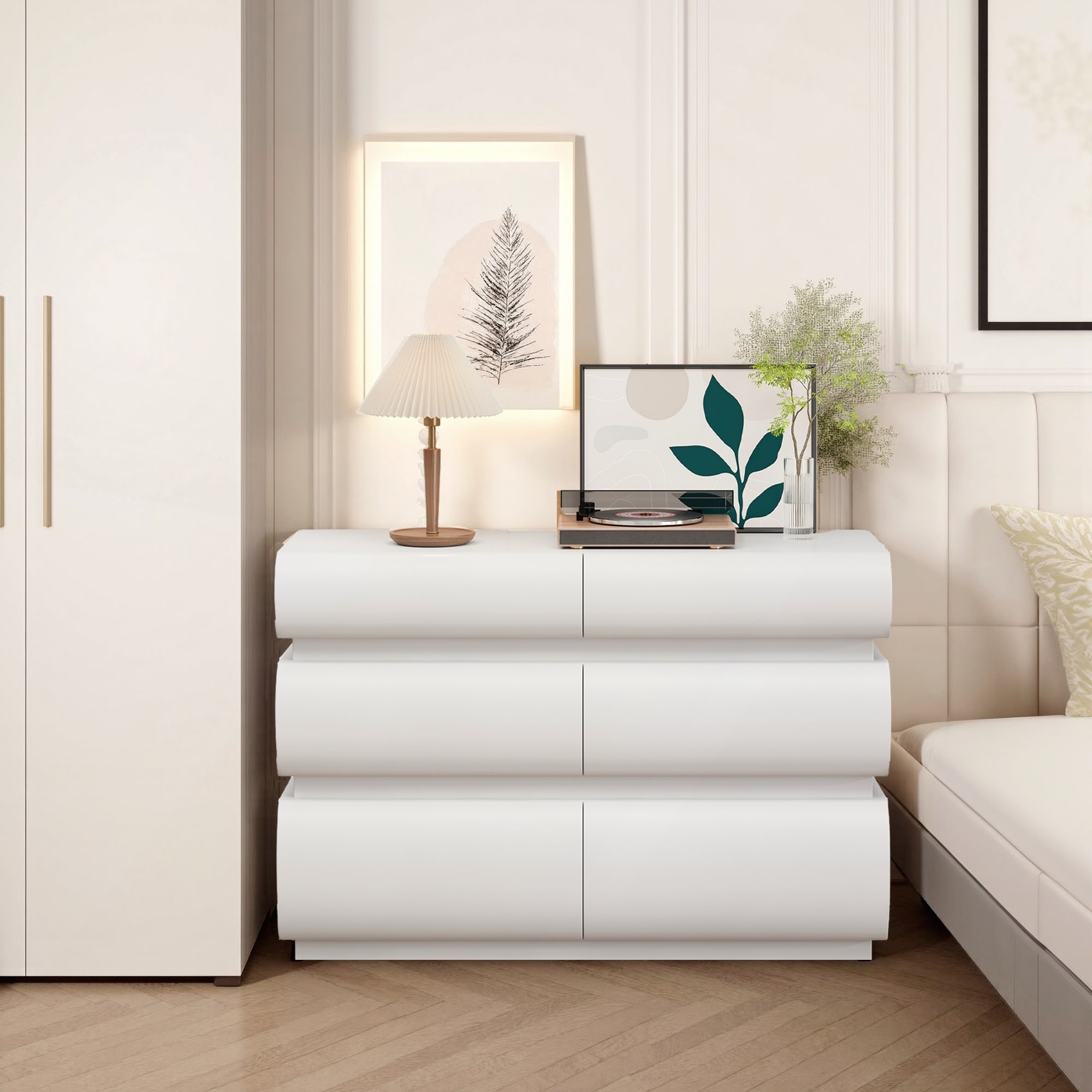 Modern 6 Drawer Dresser with Wide Storage for Bedroom