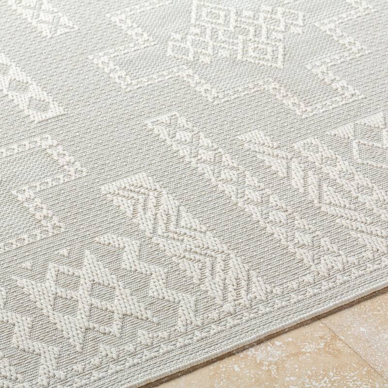 Livabliss Sandra Modern Indoor/Outdoor Area Rug