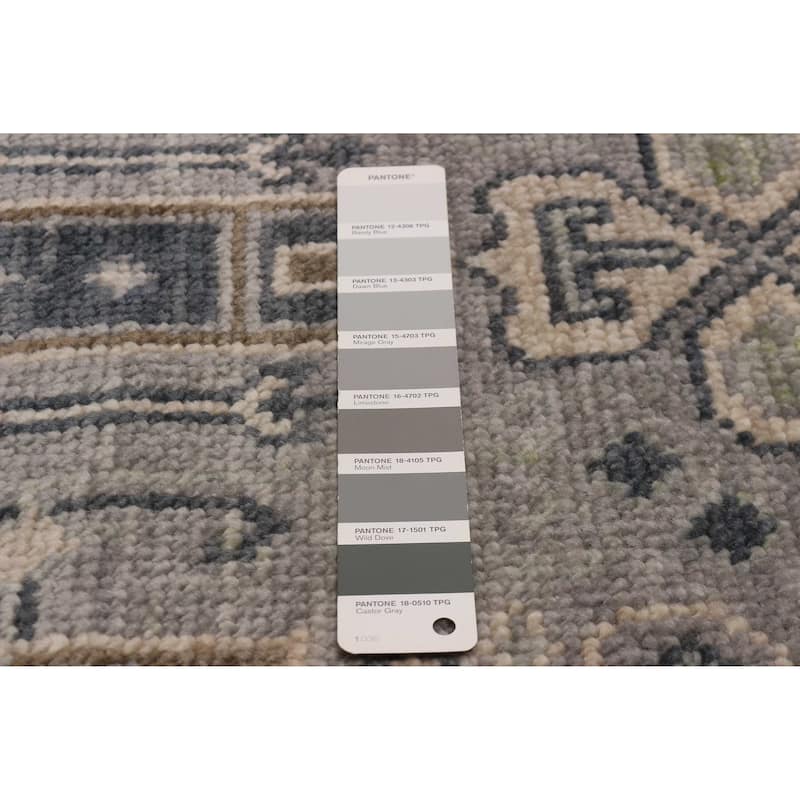 ECARPETGALLERY Hand-knotted Mystique Light Grey Wool Rug - 7' 10" x 10' 6"