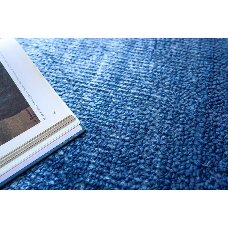Exquisite Rugs Plush Hand-Knotted Bamboo Silk/New Zealand Wool Navy Area Rug.