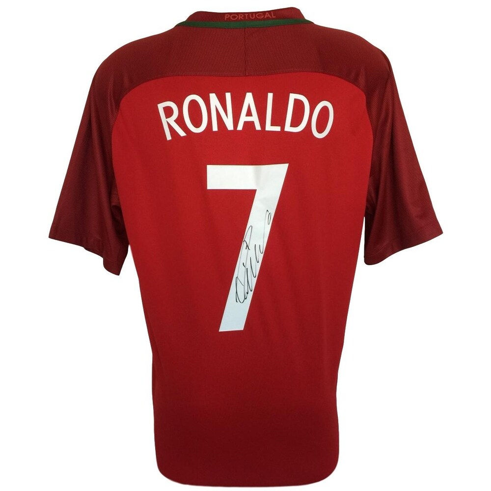 cristiano ronaldo soccer shirt