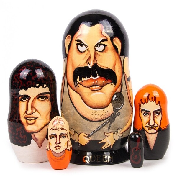 queen nesting dolls