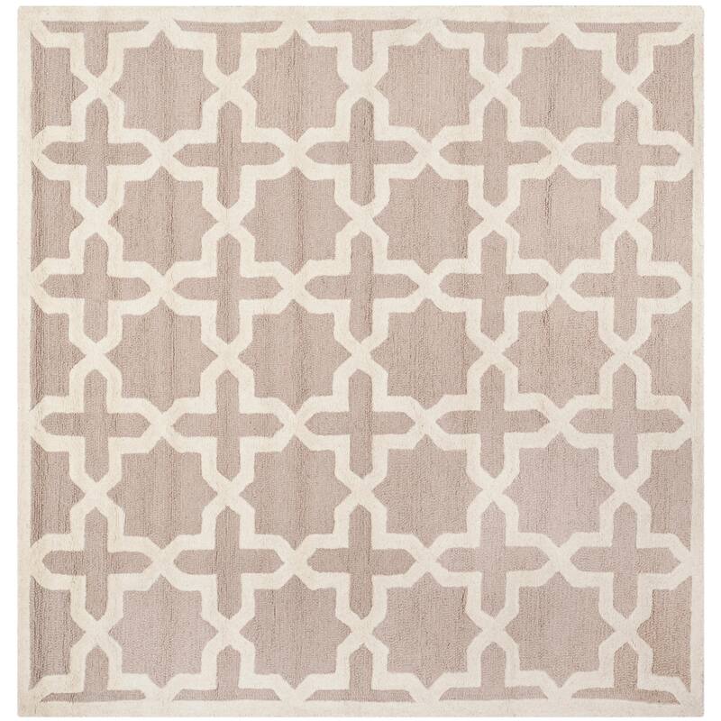 SAFAVIEH Handmade Cambridge Remedios Geometric Wool Rug - 4' Square - Beige/Ivory