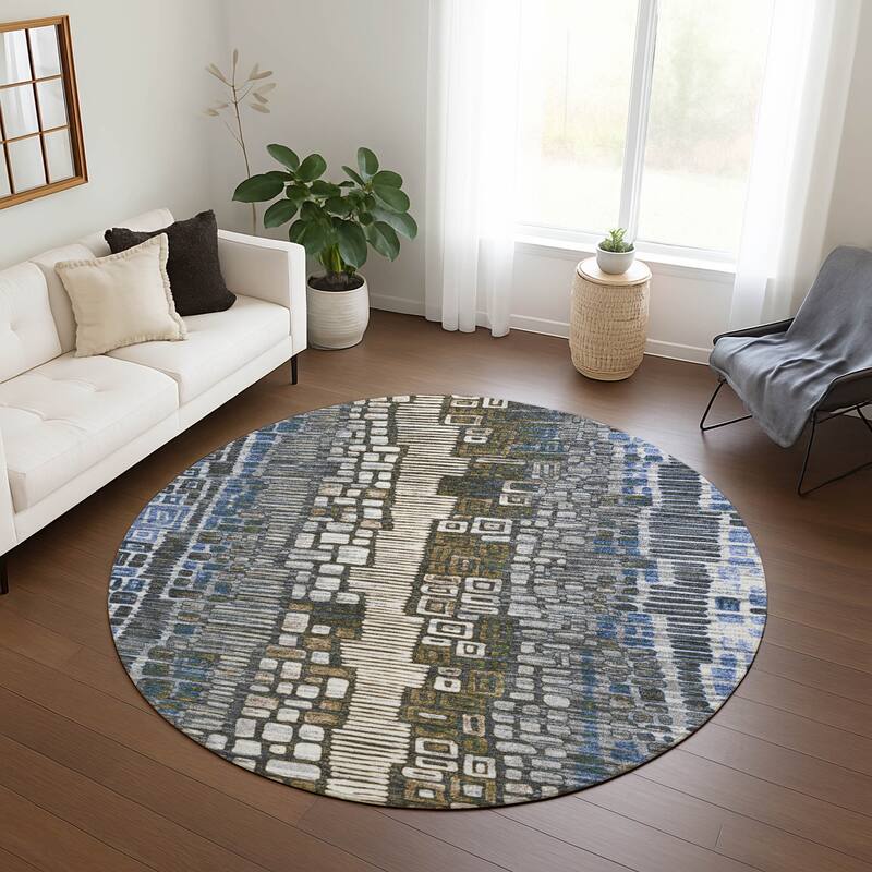 Machine Washable Indoor/ Outdoor Geo Mosaic Chantille Rug