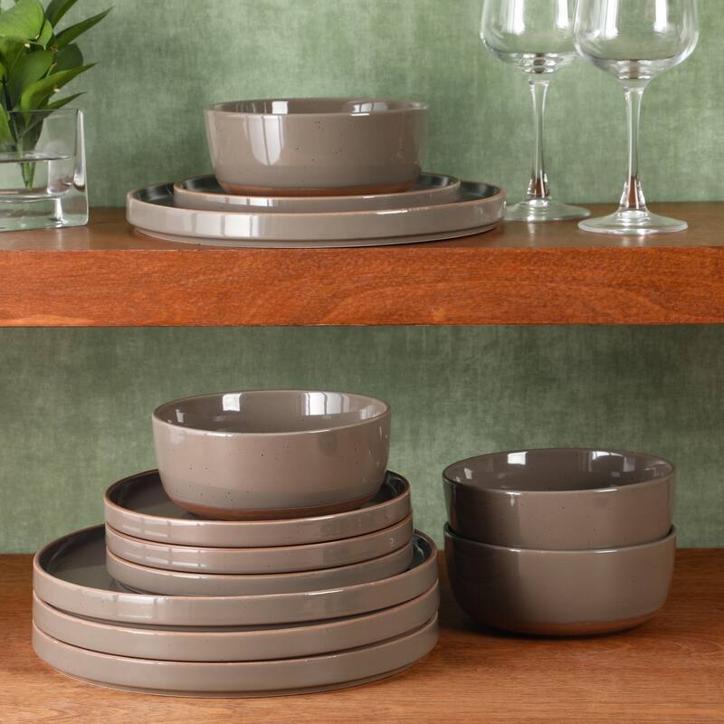 Gibson Elite Northrock Stoneware Dinnerware Set, 16-Piece Service for 4 - Plates & Bowls with Hand-Painted Terracotta Base