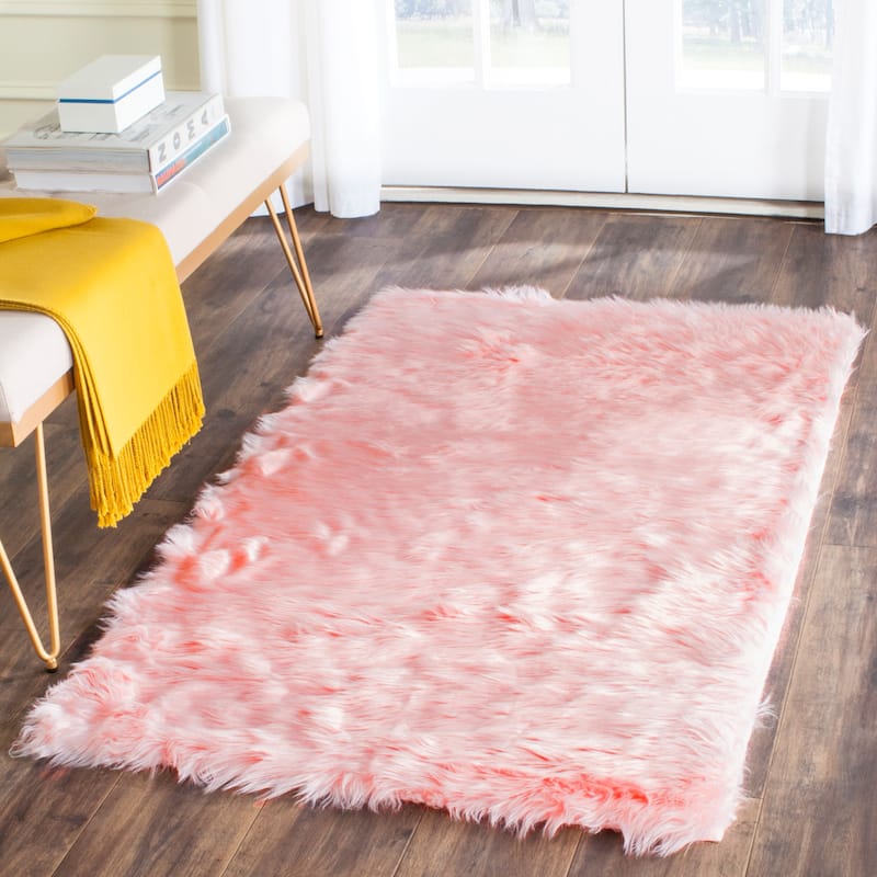 SAFAVIEH Faux Sheep Skin Alexandria 2.4-inch Thick Rug