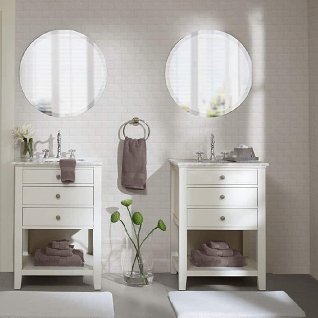 One hundred percent Cotton 8 Piece Antimicrobial Towel Set