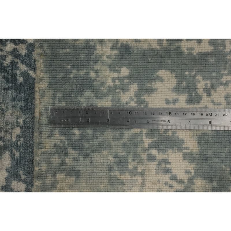Hand-knotted Modern Silk Grey Abstract Oriental Area Rug - 8' 0'' X 4' 10''