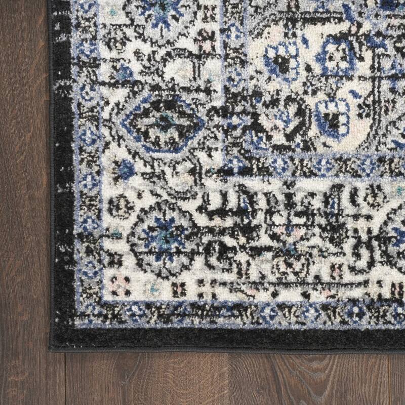 Makoy Power Loomed Distressed Floral Traditional Area Rug By HomeRoots - 120' X '26' X '0.5