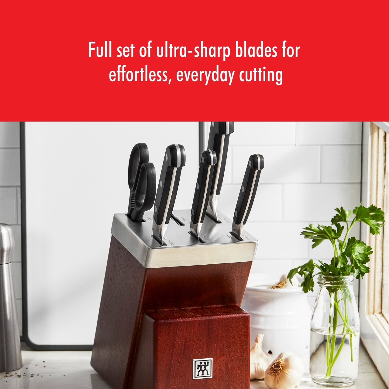 ZWILLING Pro 7-pc Self-Sharpening Knife Block Set - Black - Bed Bath &  Beyond - 31599335