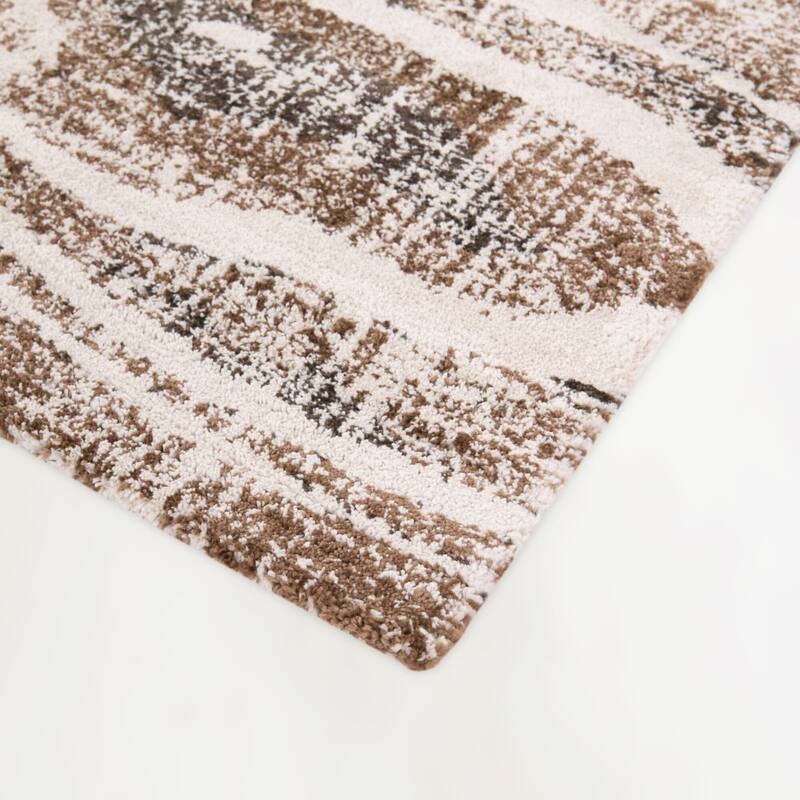 Julio Wavy Abstract Area Rug