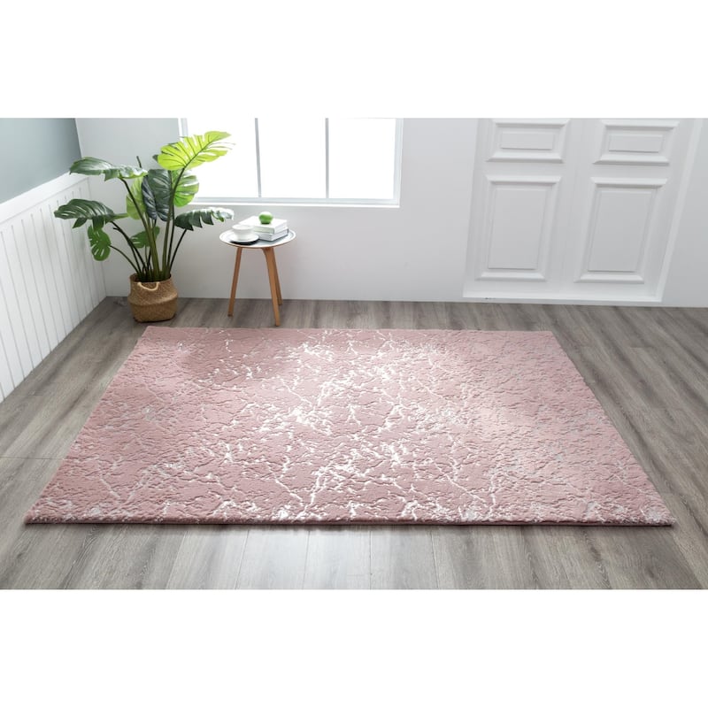 Chryso Collection Abstract Faux-Fur Rug with Foil
