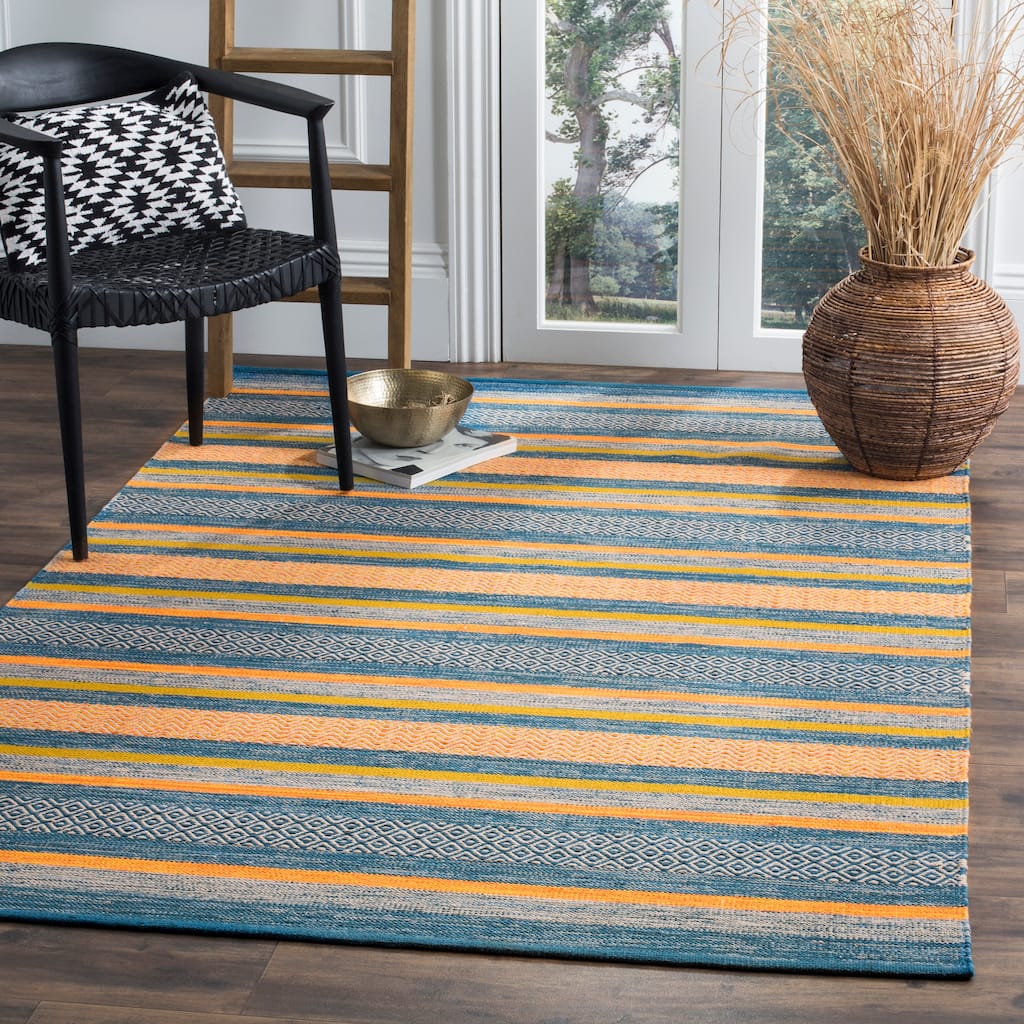 SAFAVIEH, Handmade Flatweave Montauk Conchita Stripe Cotton Rug