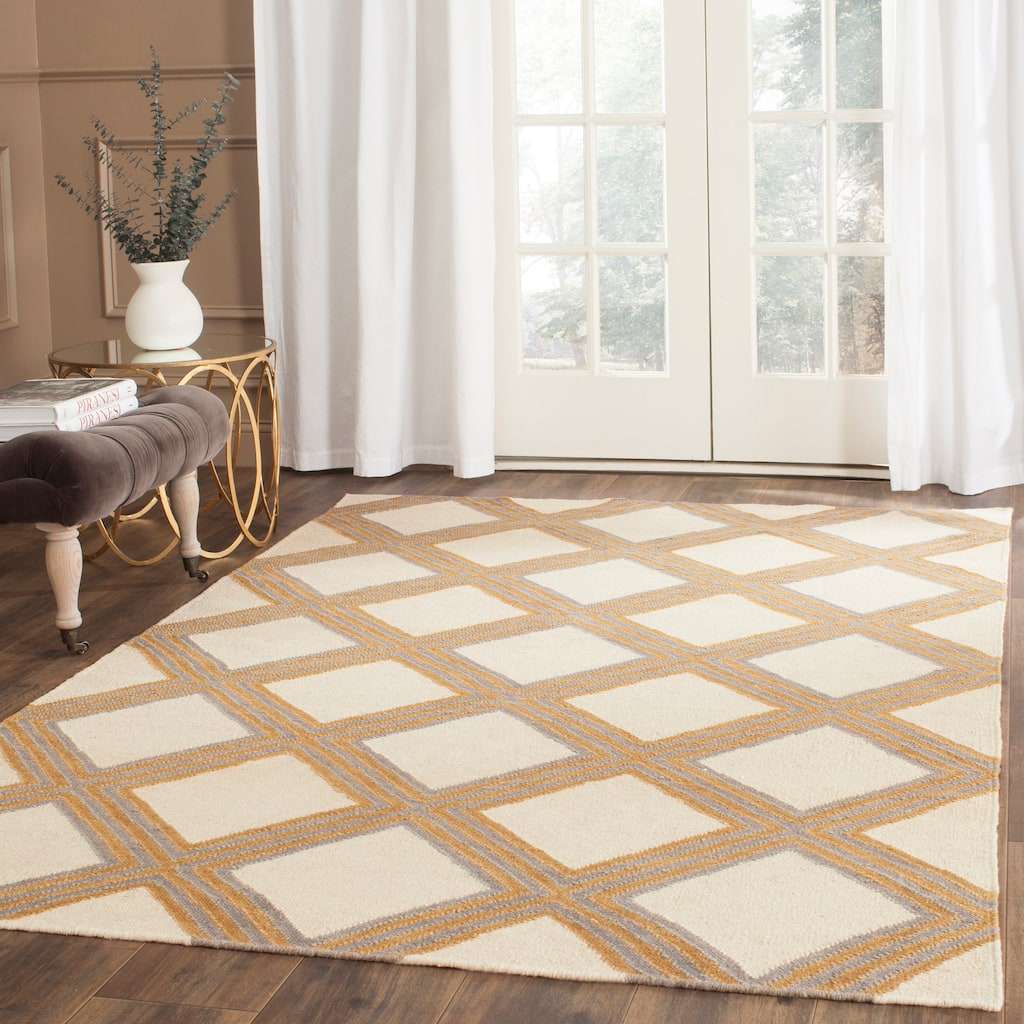 SAFAVIEH Handmade Flatweave Dhurries Tala Modern Wool Rug