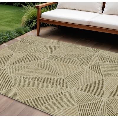 HomeRoots Geometric Transitional Rectangle Outdoor Rug
