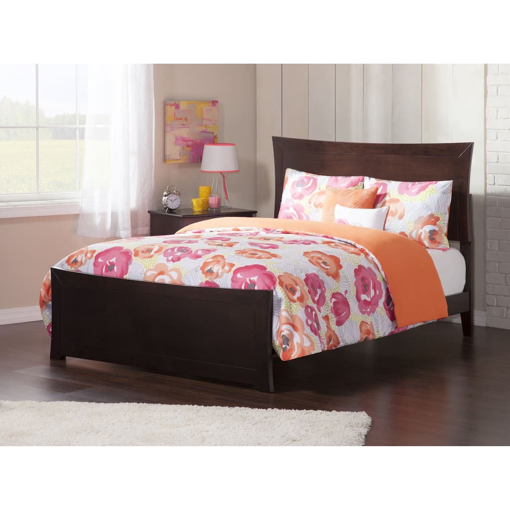 Metro Full Bed with Matching Footboard in Espresso