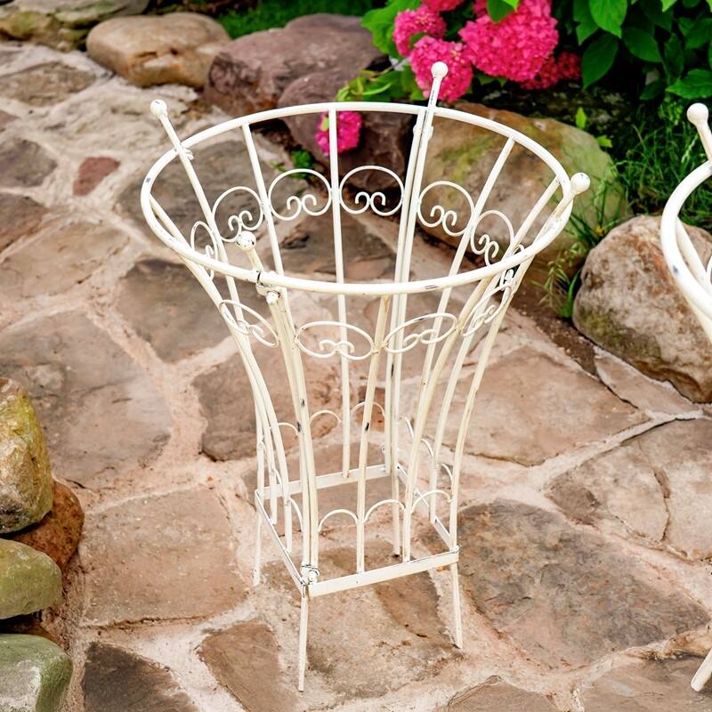 Set of 2 Round Iron Trellis Garden Stands "Stephania"