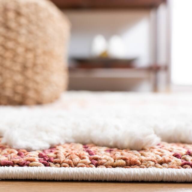 SAFAVIEH Moroccan Tassel Shag Iulieana Boho Tribal 2-inch Thick Rug