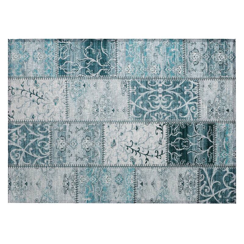 Machine Washable Indoor/ Outdoor Traditional Patchwork Chantille Rug