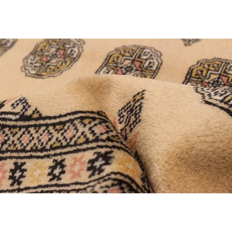 ECARPETGALLERY Hand-knotted Peshawar Bokhara Beige Wool Rug - 5'7 x 8'3