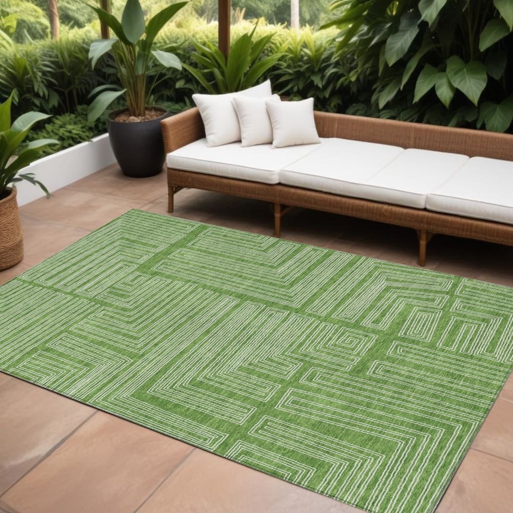 HomeRoots Geometric Transitional Rectangle Outdoor Rug