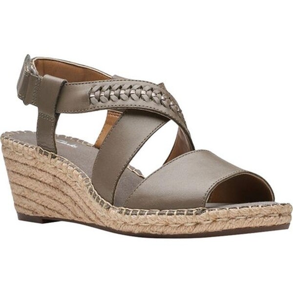 clarks sandals the bay