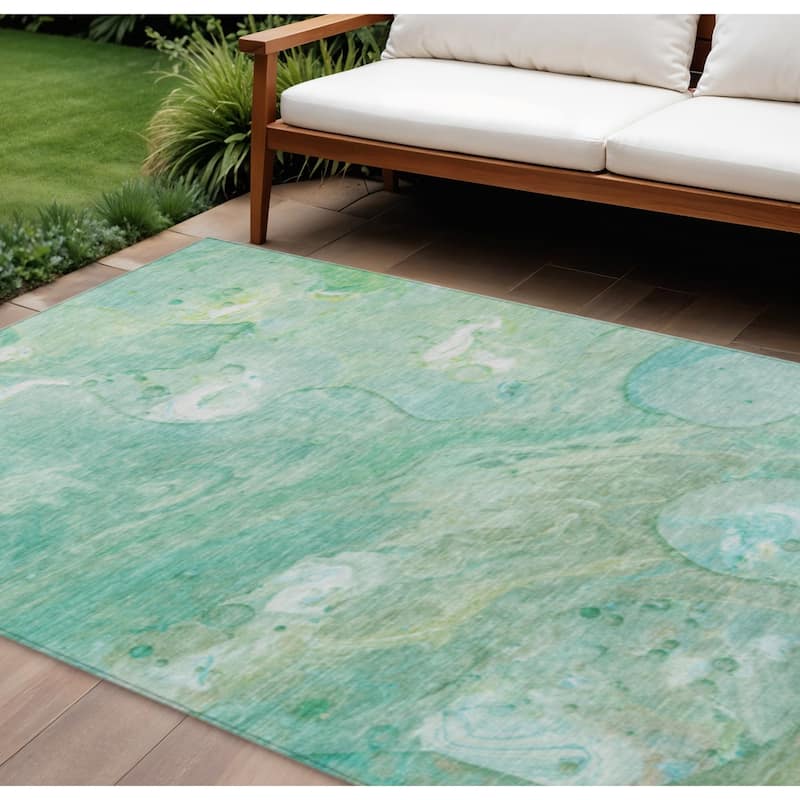 HomeRoots Abstract Transitional Rectangle Outdoor Rug - 10' X 14'