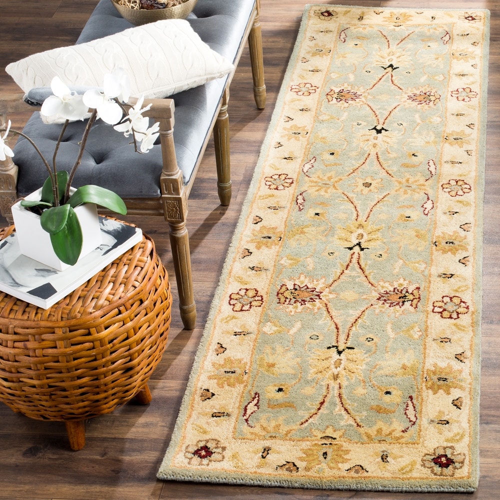 SAFAVIEH Handmade Antiquity Edie Traditional Oriental Wool Rug