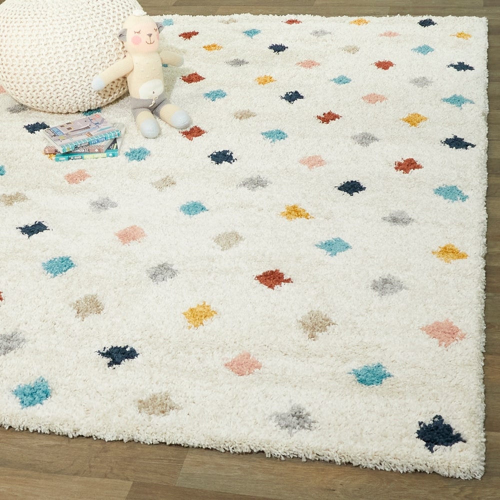 Carson Diamond Dot Shag Area Rug