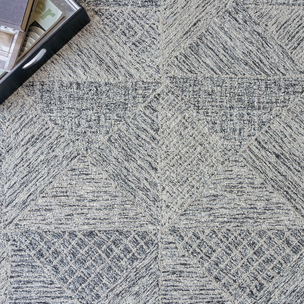 EXQUISITE RUGS Caprice Hand-tufted New Zealand Wool Grey Area Rug.