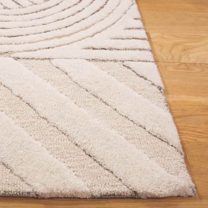 SAFAVIEH Handmade Ebony Olaug Wool Rug