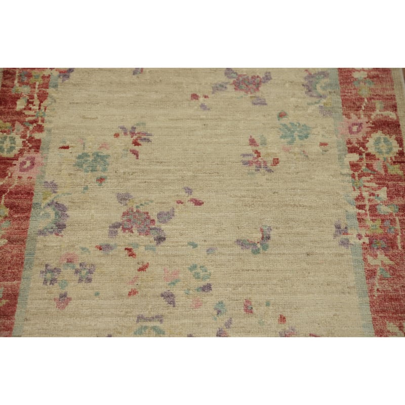 Hand Knotted Oriental 100% Wool Carpet Traditional Floral Beige & Ivories Ziegler Runner Rug - 8' 3'' X 2' 8''