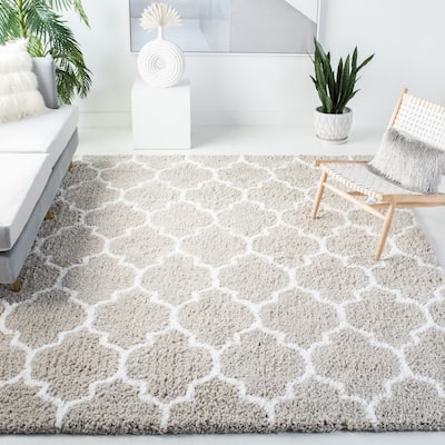 SAFAVIEH Handmade Toronto Shag Lizeth Polyester Rug