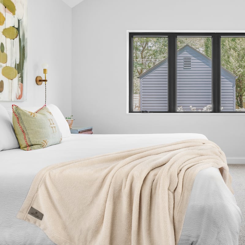 American Soft Linen Bedding Fleece Blanket