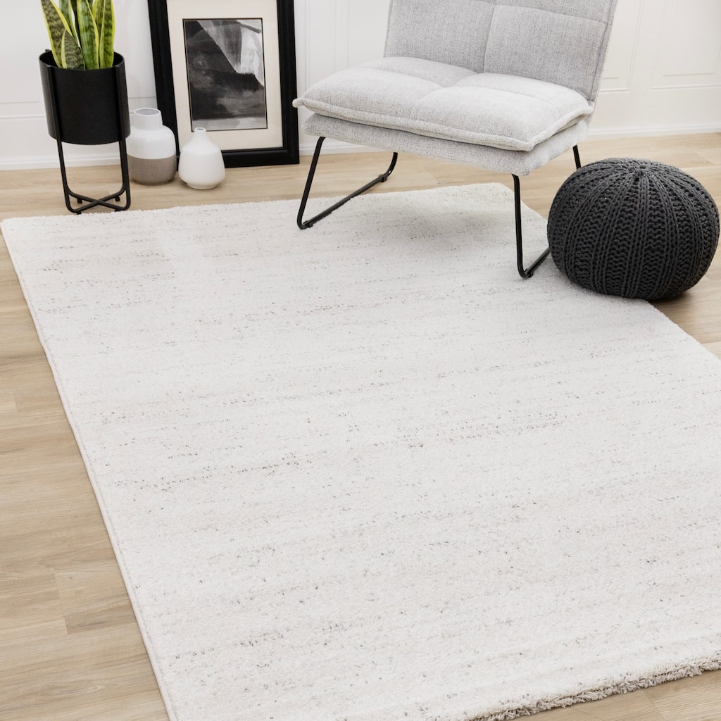 Soft Cream Grey Speckle Indoor Area Rug, 5'3" x 7'7"