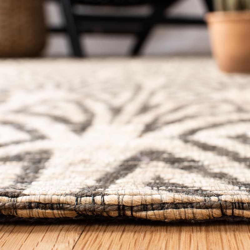 SAFAVIEH Handmade Cape Cod Sangeeta Coastal Jute Rug
