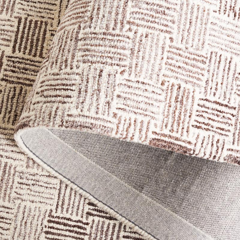 SAFAVIEH Handmade Micro-Loop Courteney Transitional Wool Rug