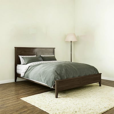 Modern Solid Wood Queen Size Platform Bed with Sturdy Wooden Slats Support