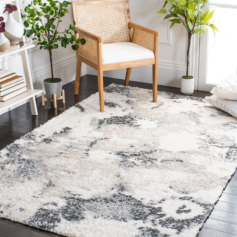 SAFAVIEH Berber Shag Dritana Modern 1.2-inch Thick Rug - 5'5" x 7'7" - Grey/Ivory