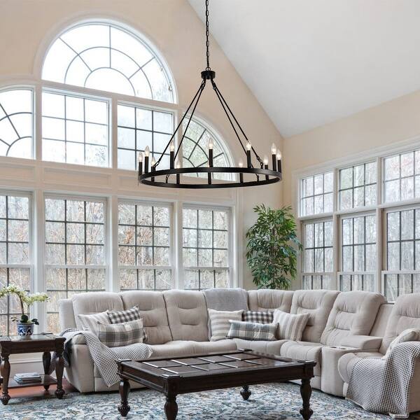 Traditional living room lighting outlet