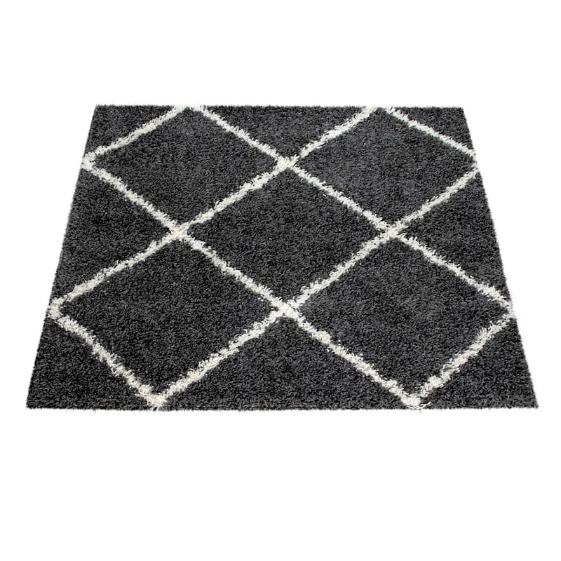 Soft Shag Rug in Anthracite with Diamond Pattern - Scandi Design