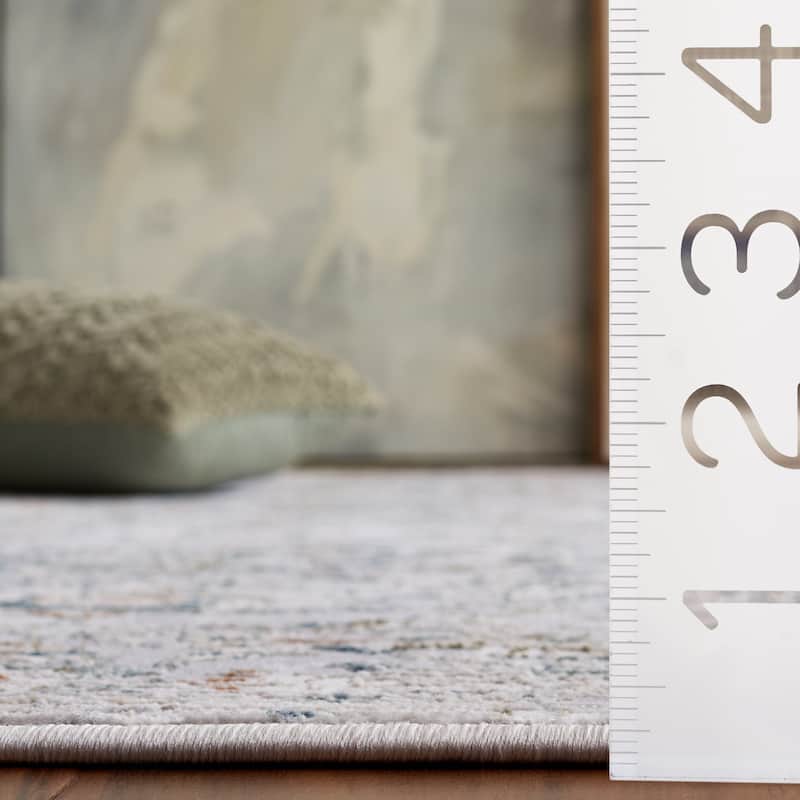 SAFAVIEH Maven Yesica Traditional Floral Rug