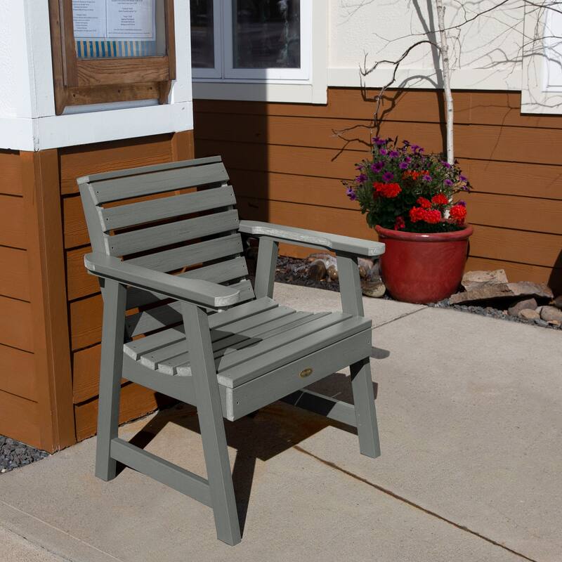 Highwood Commercial Grade Glennville Lounge Chair