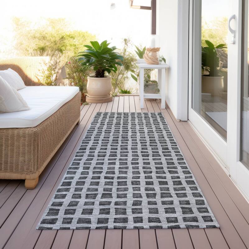 Machine Washable Indoor/ Outdoor Chantille Squares Rug - Graphite - 2'3" x 7'6"