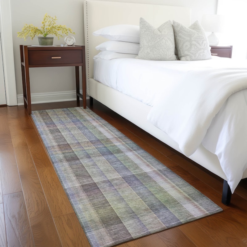 Machine Washable Indoor/ Outdoor Plaid Chantille Rug - Pewter - 2'3" x 7'6"