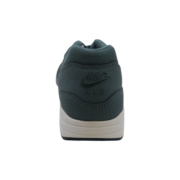 nike air ultra essential