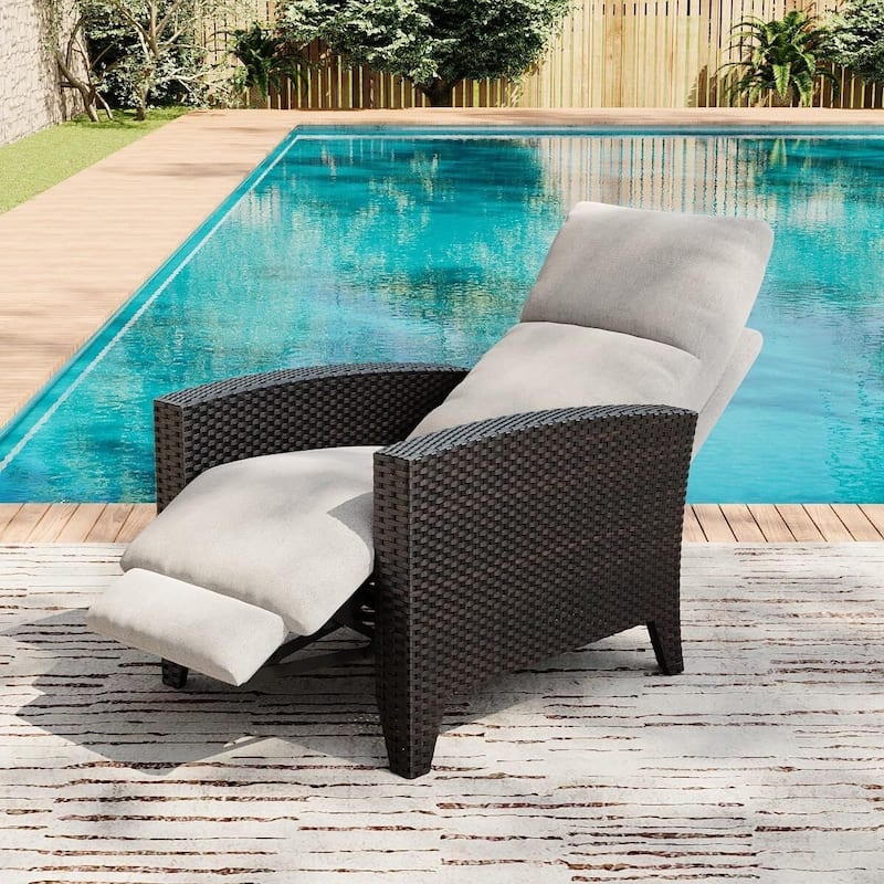 Outdoor Wicker Recling Patio Chair for Garden, Poolside