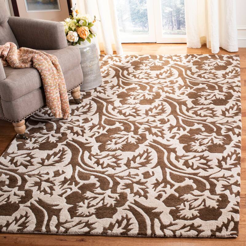 SAFAVIEH Handmade Soho Andreana N.Z. Wool Rug - 7'6" x 9'6" - Brown/Ivory